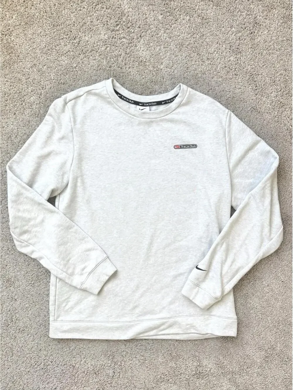Nike Men’s Sz M Dri-FIT Track Club Long Sleeve Crew Sweatshirt Heathered‎ Gray